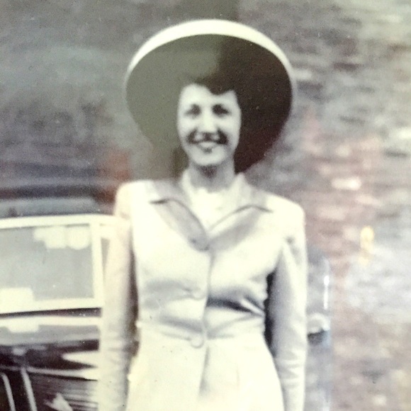 Meet your Posher, Ro - Picture 1 of 1